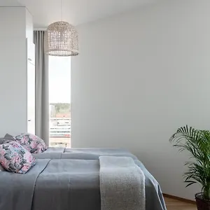  Apartment Sleepwell Itaekeskus, Close To Metro Finland